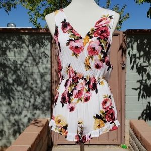 Kendall & Kylie floral romper shorts